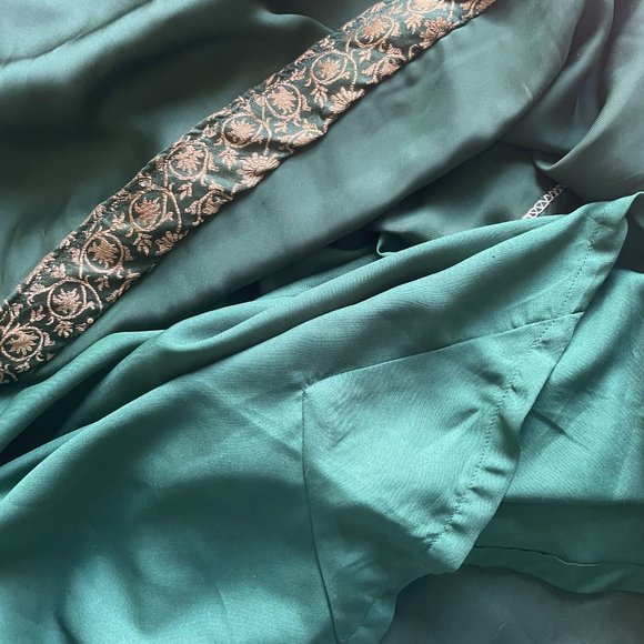 3 piece green lehenga set with gold embroidered motif and ombre style dye - Picture 10 of 11